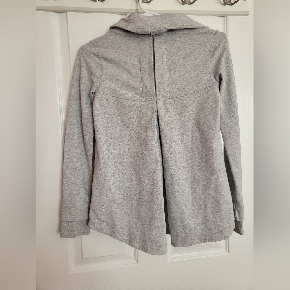 Ivivva Grey Sweater Jacket - Picture 2 of 9